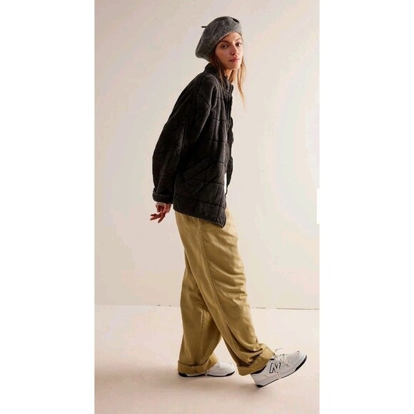 Nwot Free People Women's Black Dolman Quilted Knit Zip-Up Jacket Size Small - Picture 2 of 14